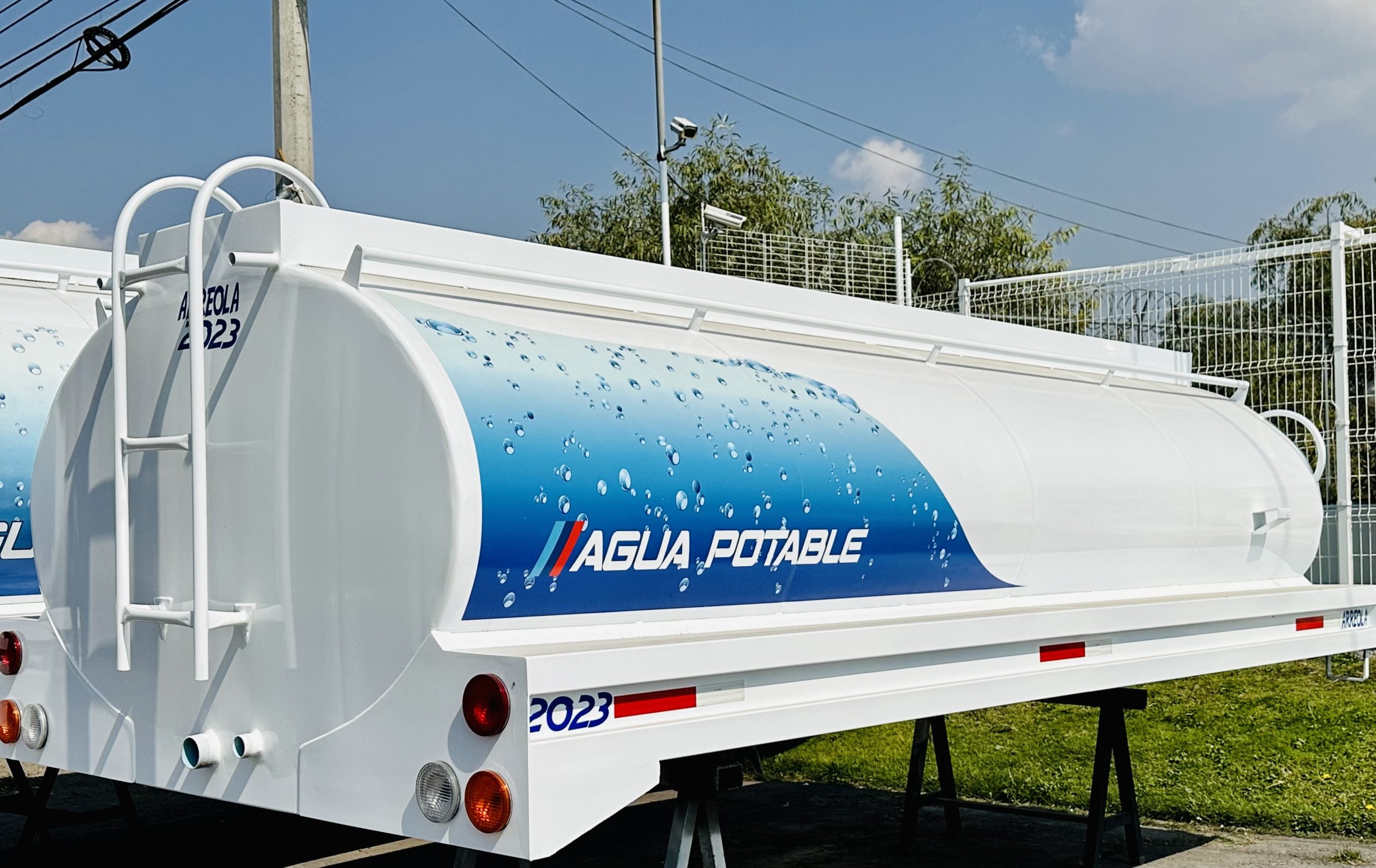 Pipa Tanque De Agua 10,000 Litros Arreola 2024 – DICAM