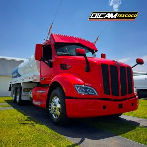 Pipa De Agua 20,000 Litros Camion Torton PeterBilt 2016