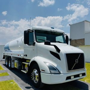Pipa De Agua 20,000 Litros Camion Torton Volvo 2019