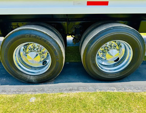Pipa De Agua 20,000 Litros Camion Torton Volvo 2019 - Image 9