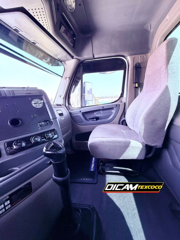 Camion Torton Chasis cabina Freightliner Cascadia 2016 - Image 13
