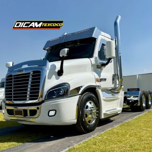 Camion Torton Chasis cabina Freightliner Cascadia 2016