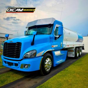 Pipa Agua 20,000 Litros Freightliner Cascadia 2017